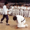 Bruce Lee contre Bob Wall dans Opération Dragon (Enter the Dragon)